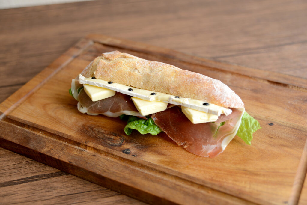 ブリーとハモンセラーノ